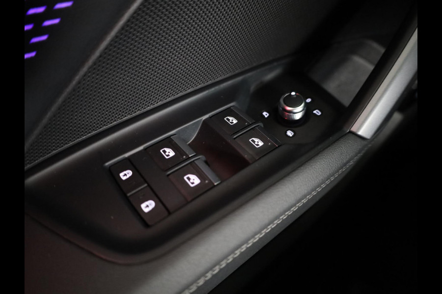 Audi A3 Limousine 35 TFSI S edition 150pk | Panoramadak | Navigatie | 19 inch Lichtmetalen velgen | Licht Pakket | Verlengde garantie