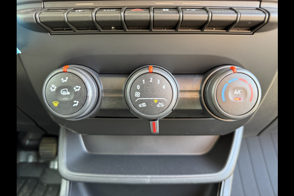 Renault Kangoo Comfort 1.3 TCe 100PK **Benzine** L1 Airco Navigatie Carplay Cruise Control Parkeersensoren Kastwand Inbouw