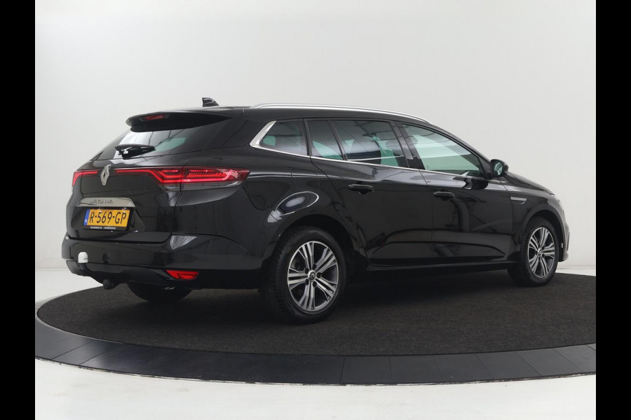 Renault Mégane 1.3 TCe Intens | Leder | Carplay | Head-Up | Stuurverwarming | Keyless | Camera | Full LED | Navigatie | Memory | Parkeerhulp | Cruise control | Climate control | Bluetooth