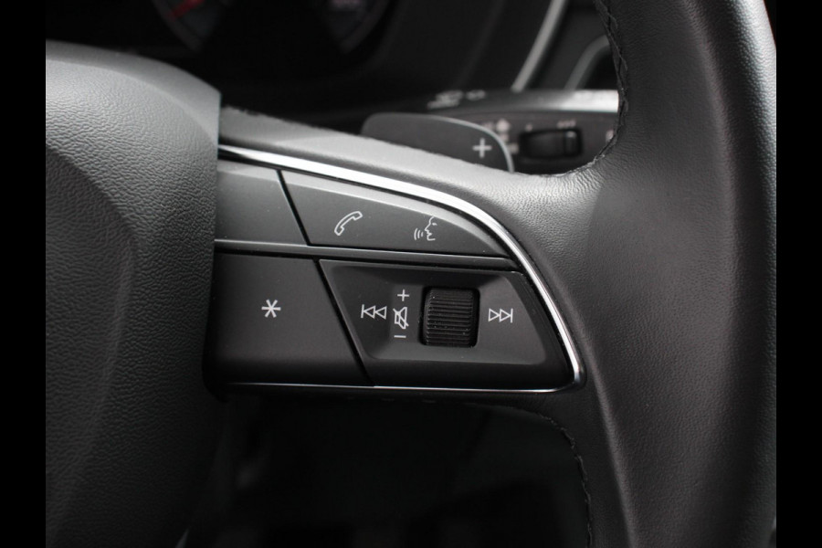Audi A4 Avant 40 TFSI 205pk Automaat S Line Plus