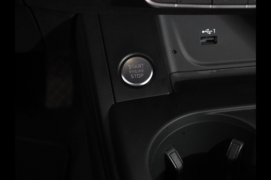 Audi A4 Avant 40 TFSI 205pk Automaat S Line Plus