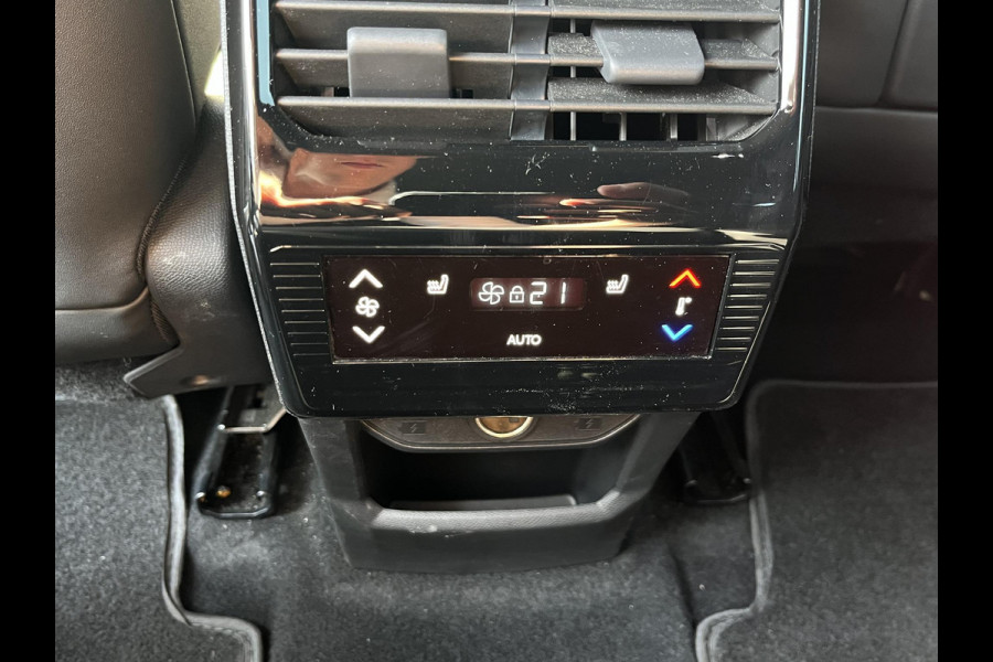 Peugeot E-5008 GT 73 kWh SOH 94%| 7 PERSOONS | COMPLEET UITGEVOERD| STOEL VENTILATIE |WARMTEPOMP| ADAPTIEVE CRUISE CONTROL | 360° CAMERA | ACHTERBANK VERWARMD |STOEL+ STUURVERWARMING| MEMORY STOEL MET MASSAGE| DODE HOEK SENSOR| ELEKTRISCHE ACHTERKLEP