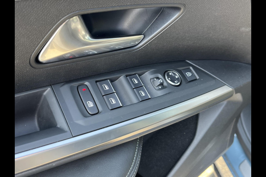 Peugeot E-5008 GT 73 kWh SOH 94%| 7 PERSOONS | COMPLEET UITGEVOERD| STOEL VENTILATIE |WARMTEPOMP| ADAPTIEVE CRUISE CONTROL | 360° CAMERA | ACHTERBANK VERWARMD |STOEL+ STUURVERWARMING| MEMORY STOEL MET MASSAGE| DODE HOEK SENSOR| ELEKTRISCHE ACHTERKLEP