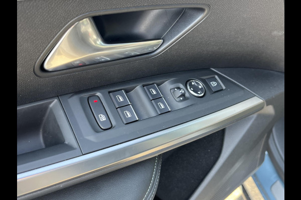 Peugeot E-5008 GT 73 kWh SOH 94%| 7 PERSOONS | COMPLEET UITGEVOERD| STOEL VENTILATIE |WARMTEPOMP| ADAPTIEVE CRUISE CONTROL | 360° CAMERA | ACHTERBANK VERWARMD |STOEL+ STUURVERWARMING| MEMORY STOEL MET MASSAGE| DODE HOEK SENSOR| ELEKTRISCHE ACHTERKLEP