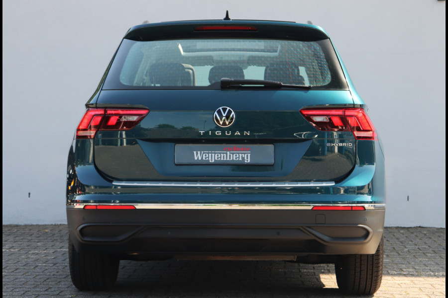 Volkswagen Tiguan 1.4 TSI eHybrid PHEV Trekhaak Pano ACC