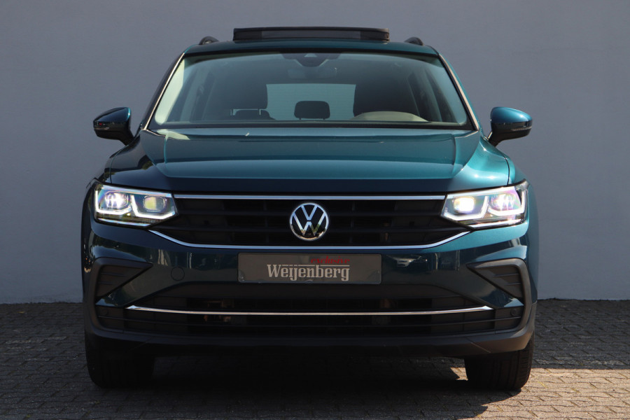 Volkswagen Tiguan 1.4 TSI eHybrid PHEV Trekhaak Pano ACC