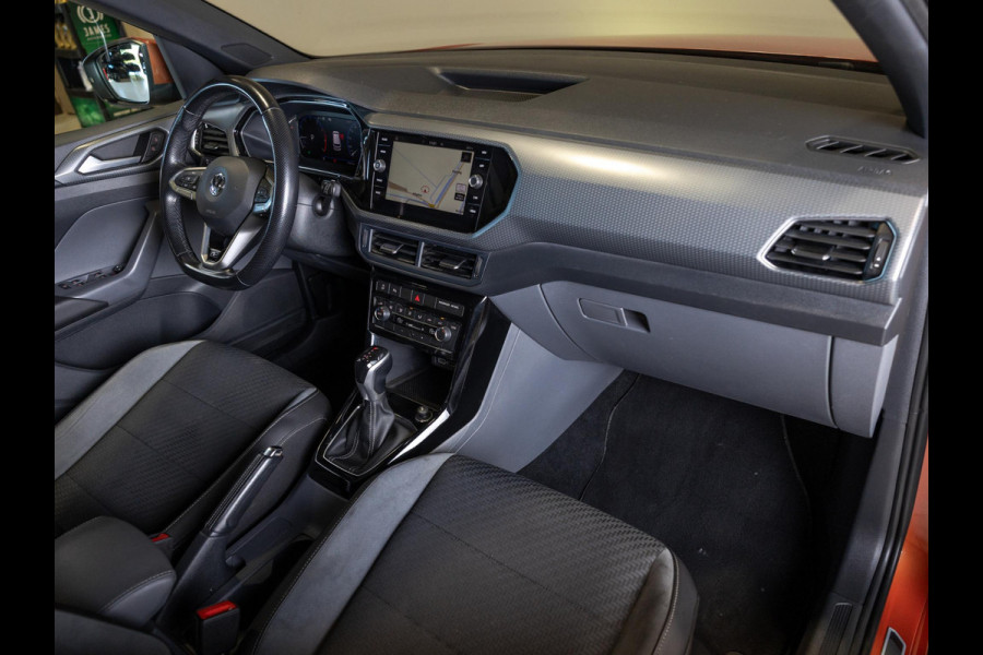 Volkswagen T-Cross 1.0 TSI 2x R-Line / 115pk / Achteruitrij camera / Dodehoek herkenning /