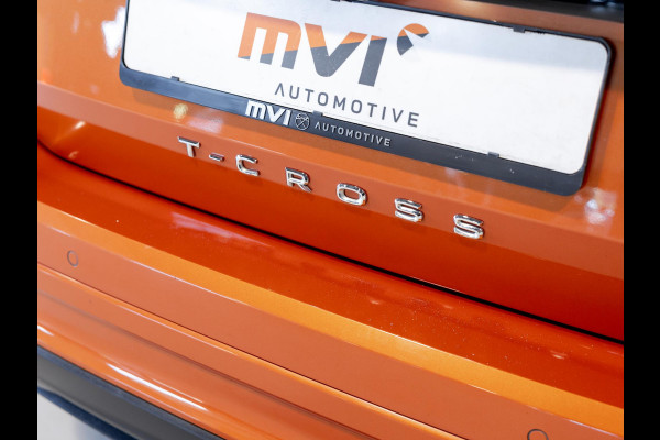 Volkswagen T-Cross 1.0 TSI 2x R-Line / 115pk / Achteruitrij camera / Dodehoek herkenning /