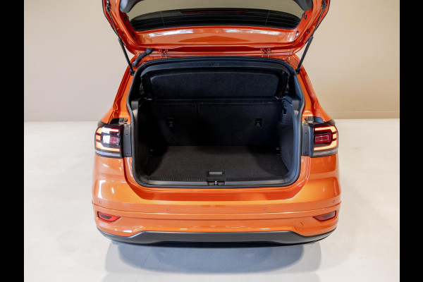 Volkswagen T-Cross 1.0 TSI 2x R-Line / 115pk / Achteruitrij camera / Dodehoek herkenning /
