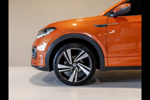 Volkswagen T-Cross 1.0 TSI 2x R-Line / 115pk / Achteruitrij camera / Dodehoek herkenning /