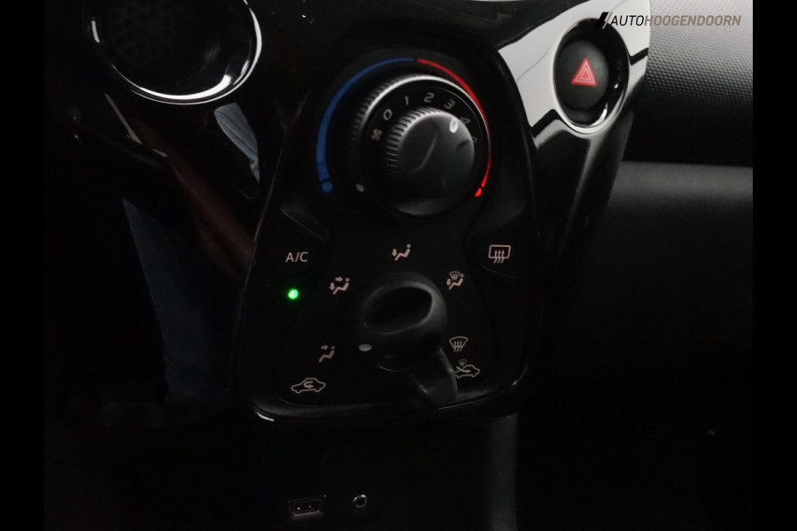 Citroën C1 1.0 VTi Feel Sport (CRUISE CONTROL,AIRCO,BLUETOOTH,SPORTSTOELEN,START-STOP,LED,MULTIFUNCTIONEEL STUURWIEL,TOPCONDITIE)