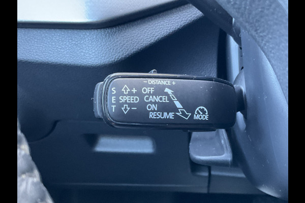 Škoda Kamiq 1.0 TSI Automaat Adapt.Cruise Carplay Pano Stoelverw. Business Edition
