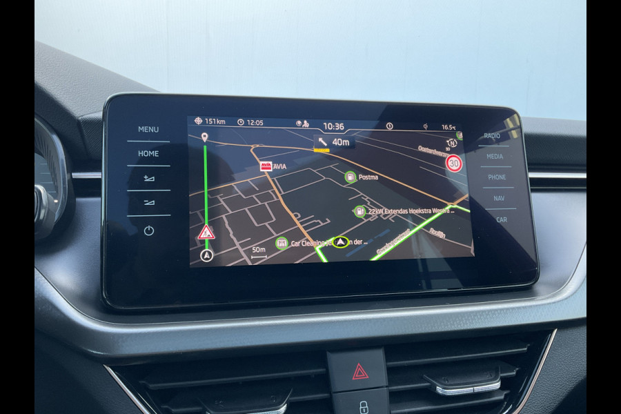 Škoda Kamiq 1.0 TSI Automaat Adapt.Cruise Carplay Pano Stoelverw. Business Edition