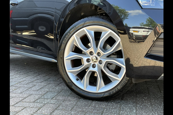 Škoda Kamiq 1.0 TSI Automaat Adapt.Cruise Carplay Pano Stoelverw. Business Edition