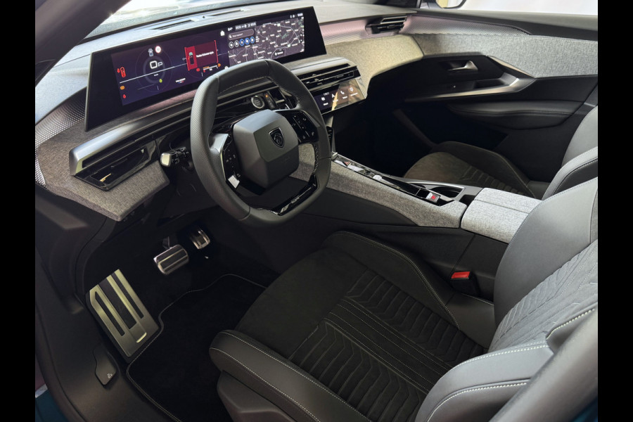 Peugeot 5008 1.2 HYBRID 145 GT NIEUWE AUTO 7PERS OPENDAK STOEL/STUUR VERW. ELEK.KLEP LED 7P 7 Persoons