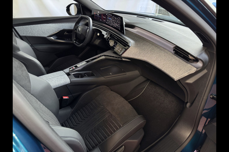 Peugeot 5008 1.2 HYBRID 145 GT NIEUWE AUTO 7PERS OPENDAK STOEL/STUUR VERW. ELEK.KLEP LED 7P 7 Persoons
