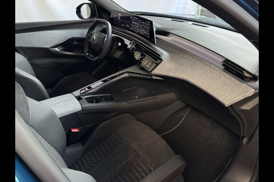 Peugeot 5008 1.2 HYBRID 145 GT NIEUWE AUTO 7PERS OPENDAK STOEL/STUUR VERW. ELEK.KLEP LED 7P 7 Persoons
