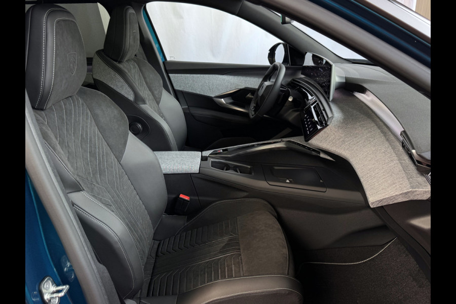 Peugeot 5008 1.2 HYBRID 145 GT NIEUWE AUTO 7PERS OPENDAK STOEL/STUUR VERW. ELEK.KLEP LED 7P 7 Persoons