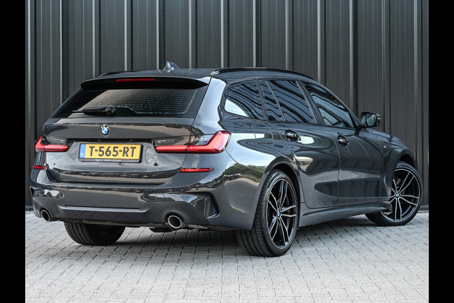 BMW 3 Serie Touring 330e High Executive | M-Sport | Panoramadak | Hifi | ACC | Stoelverwarming | Ambienteverlichting | Keyless | PDC V+A