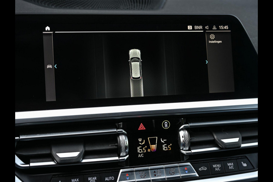 BMW 3 Serie Touring 330e High Executive | M-Sport | Panoramadak | Hifi | ACC | Stoelverwarming | Ambienteverlichting | Keyless | PDC V+A