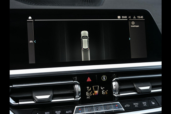 BMW 3 Serie Touring 330e High Executive | M-Sport | Panoramadak | Hifi | ACC | Stoelverwarming | Ambienteverlichting | Keyless | PDC V+A
