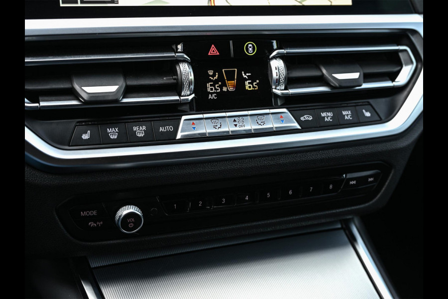 BMW 3 Serie Touring 330e High Executive | M-Sport | Panoramadak | Hifi | ACC | Stoelverwarming | Ambienteverlichting | Keyless | PDC V+A