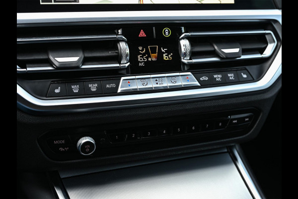 BMW 3 Serie Touring 330e High Executive | M-Sport | Panoramadak | Hifi | ACC | Stoelverwarming | Ambienteverlichting | Keyless | PDC V+A