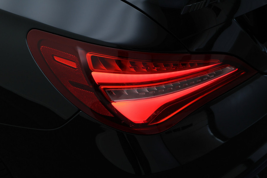 Mercedes-Benz CLA-Klasse AMG 45 4MATIC Memory, Sfeerverlichting, Harmen & Kardon, Apple Carplay, ACC, 19"