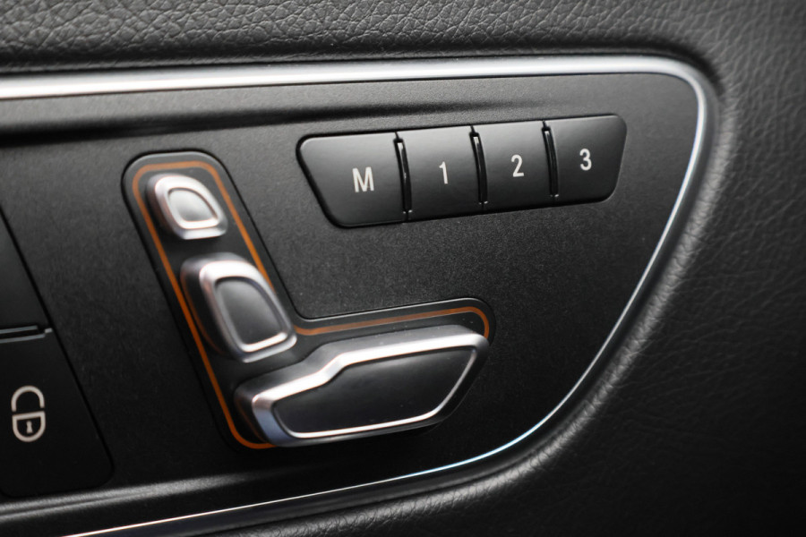 Mercedes-Benz CLA-Klasse AMG 45 4MATIC Memory, Sfeerverlichting, Harmen & Kardon, Apple Carplay, ACC, 19"