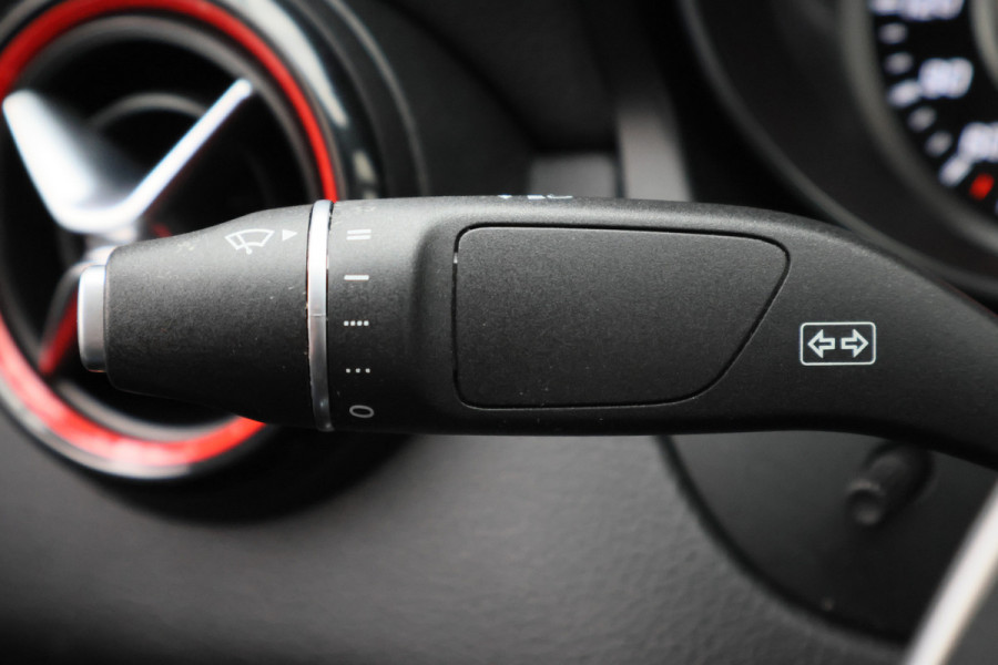 Mercedes-Benz CLA-Klasse AMG 45 4MATIC Memory, Sfeerverlichting, Harmen & Kardon, Apple Carplay, ACC, 19"