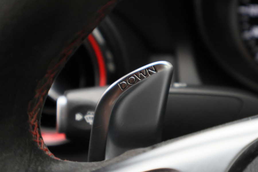 Mercedes-Benz CLA-Klasse AMG 45 4MATIC Memory, Sfeerverlichting, Harmen & Kardon, Apple Carplay, ACC, 19"