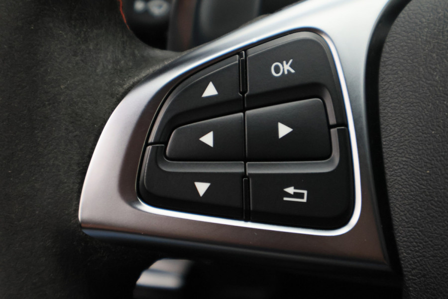 Mercedes-Benz CLA-Klasse AMG 45 4MATIC Memory, Sfeerverlichting, Harmen & Kardon, Apple Carplay, ACC, 19"