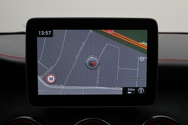 Mercedes-Benz CLA-Klasse AMG 45 4MATIC Memory, Sfeerverlichting, Harmen & Kardon, Apple Carplay, ACC, 19"
