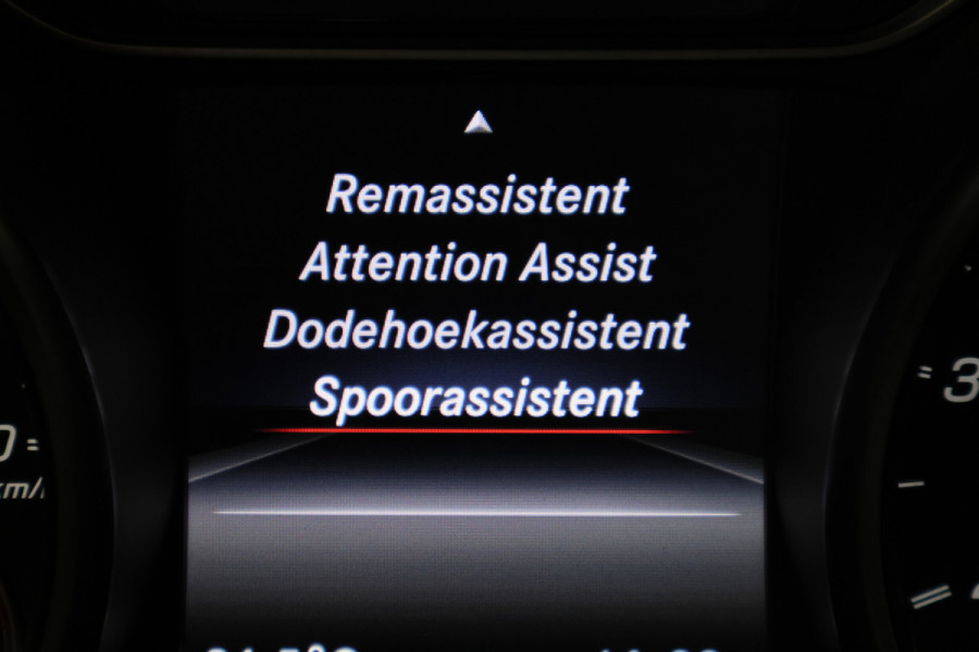 Mercedes-Benz CLA-Klasse AMG 45 4MATIC Memory, Sfeerverlichting, Harmen & Kardon, Apple Carplay, ACC, 19"