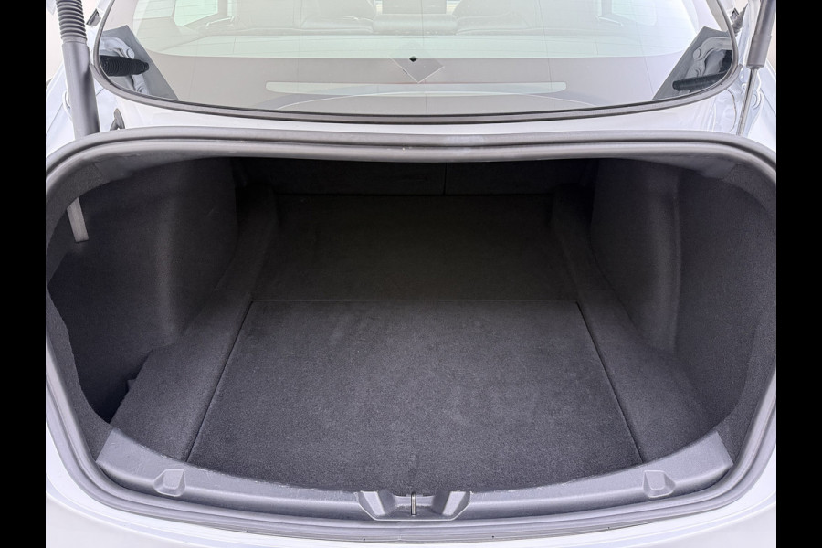 Tesla Model 3 RWD Plus SOH 92.9% Warmtepomp LFP Accu Lmv 19" Panoramadak Leder Navi Ecc Camera's Adap.Cruise Stoel+Stuurverwarming Elek.Achterklep Elek.Stoelen+Memory Led Draadloze telefoonlader 1e Eigenaar Origineel Nederlandse Auto