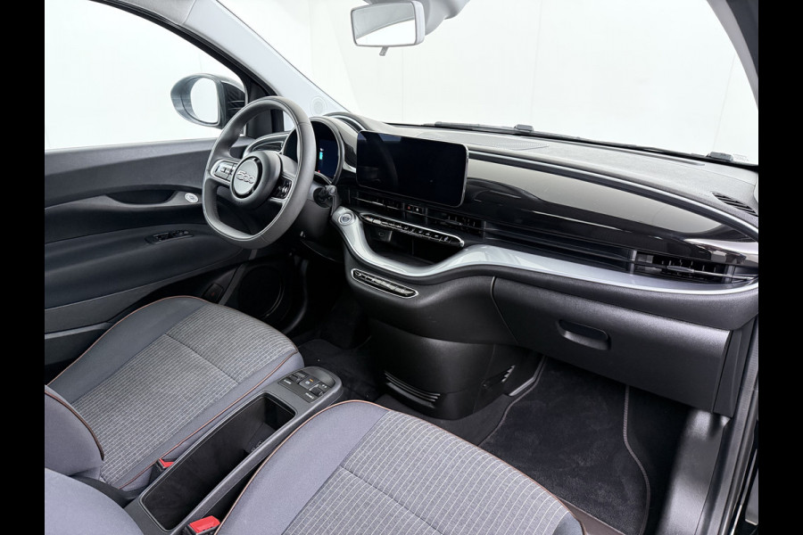 Fiat 500 Icon Long Range 42kWh SOH 91% Apple Carplay Android Auto Navi Ecc Cruise Control Pdc Keyless DAB Led Lmv Bluetooth Isofix Wifi Lane Assist Regen-Lichtsensor Grote Accu 1e Eigenaar Origineel Nederlandse Auto