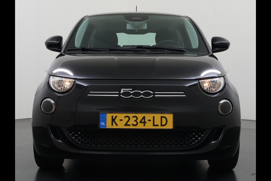 Fiat 500 Icon Long Range 42kWh SOH 91% Apple Carplay Android Auto Navi Ecc Cruise Control Pdc Keyless DAB Led Lmv Bluetooth Isofix Wifi Lane Assist Regen-Lichtsensor Grote Accu 1e Eigenaar Origineel Nederlandse Auto