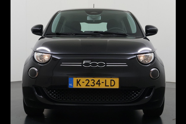 Fiat 500 Icon Long Range 42kWh SOH 91% Apple Carplay Android Auto Navi Ecc Cruise Control Pdc Keyless DAB Led Lmv Bluetooth Isofix Wifi Lane Assist Regen-Lichtsensor Grote Accu 1e Eigenaar Origineel Nederlandse Auto