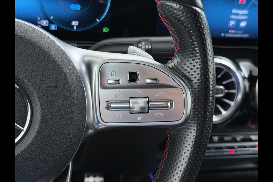 Mercedes-Benz EQA 250 AMG Business Solution Night 67kWh SOH 97% Navi Camera Ecc Cruise Control Stoelverwarming Pdc Dodehoek assist Lmv  Elek.Achterklep Privacy Glas DAB Led Advanced pakket 1e Eigenaar Dealeronderhouden Origineel Nederlandse Auto