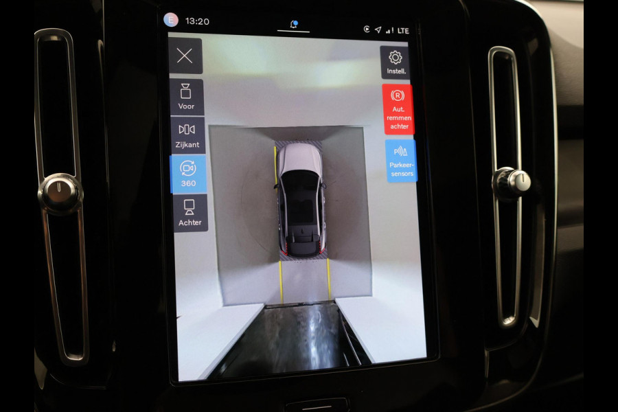 Volvo C40 RECHARGE ULTIMATE 69 kWh + 20 INCH | PANORAMA | 360 CAMERA | HARMAN/KARDON | ADAPTIVE CRUISE