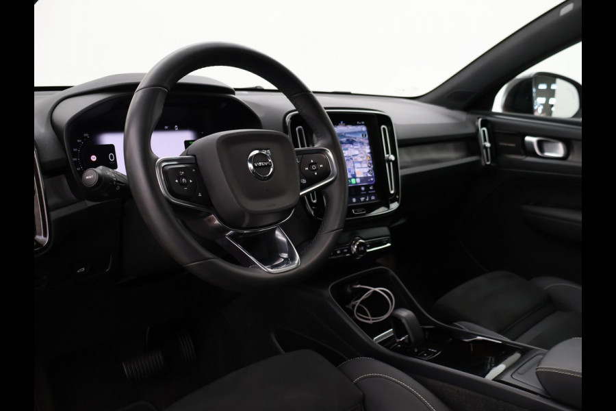 Volvo C40 RECHARGE ULTIMATE 69 kWh + 20 INCH | PANORAMA | 360 CAMERA | HARMAN/KARDON | ADAPTIVE CRUISE