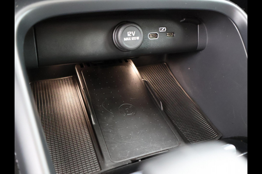 Volvo C40 RECHARGE ULTIMATE 69 kWh + 20 INCH | PANORAMA | 360 CAMERA | HARMAN/KARDON | ADAPTIVE CRUISE