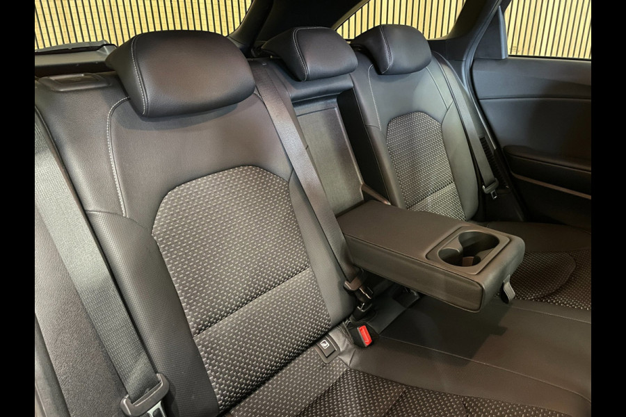 Kia Ceed Sportswagon 1.6 GDI PHEV DynamicPlusLine|AUTOMAAT|AFN.TREKHAAK|ACC|STOEL+STUURVERW|CARPLAY|CAMERA|CLIMA+CRUISE|NAP|1eEIG|