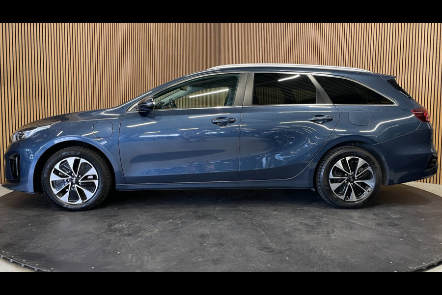 Kia Ceed Sportswagon 1.6 GDI PHEV DynamicPlusLine|AUTOMAAT|AFN.TREKHAAK|ACC|STOEL+STUURVERW|CARPLAY|CAMERA|CLIMA+CRUISE|NAP|1eEIG|
