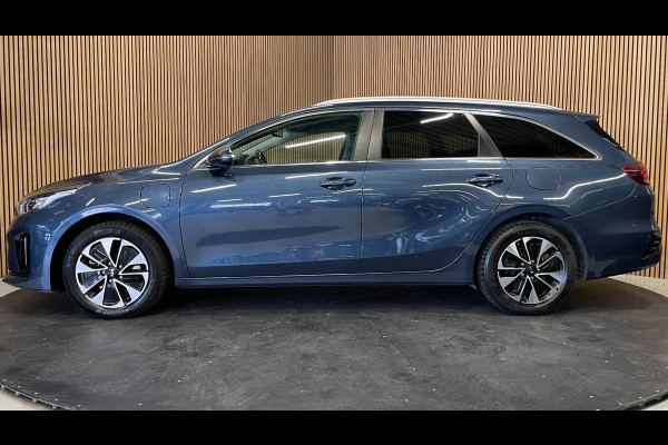 Kia Ceed Sportswagon 1.6 GDI PHEV DynamicPlusLine|AUTOMAAT|AFN.TREKHAAK|ACC|STOEL+STUURVERW|CARPLAY|CAMERA|CLIMA+CRUISE|NAP|1eEIG|