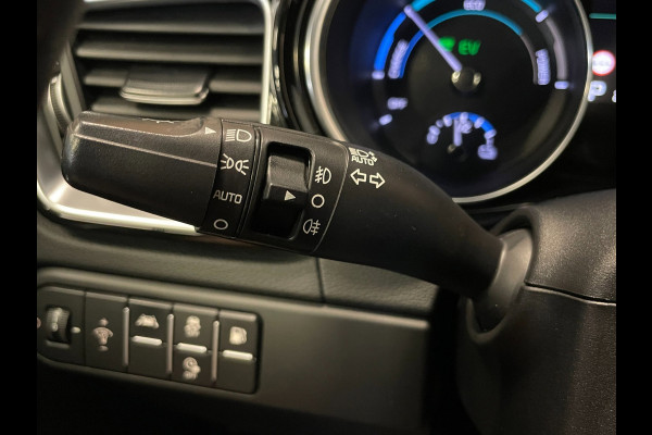 Kia Ceed Sportswagon 1.6 GDI PHEV DynamicPlusLine|AUTOMAAT|AFN.TREKHAAK|ACC|STOEL+STUURVERW|CARPLAY|CAMERA|CLIMA+CRUISE|NAP|1eEIG|
