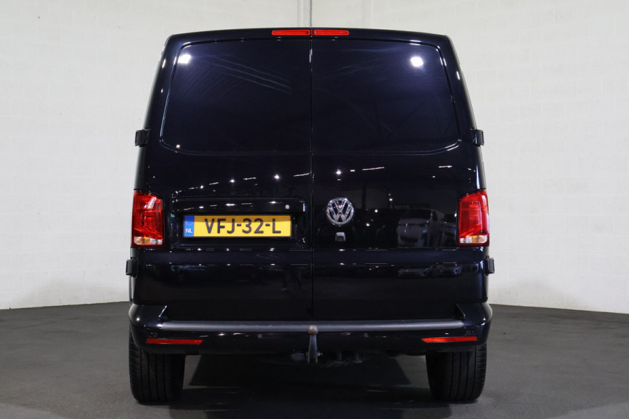 Volkswagen Transporter 2.0 TDI 150pk L2 H1 Automaat Bulli Led Leer Navigatie