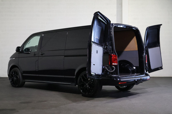 Volkswagen Transporter 2.0 TDI 150pk L2 H1 Automaat Bulli Led Leer Navigatie