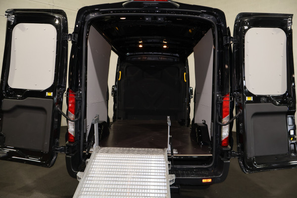 Ford Transit 2.0 TDci 170pk L3 H2 Airco Apple Carplay Camera 2x Schuifdeur Trekhaak 2.8T
