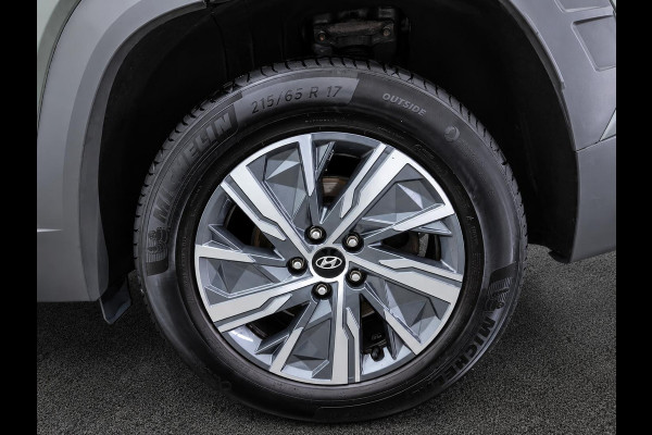 Hyundai Tucson 1.6 T-GDI HEV i-Motion PDC + Camera Digital Dashboard Apple CarPlay DAB Climate Control Lane Assist Front Assist Grootlichtassistent Elektrisch Inklapbare Spiegels LM Velgen